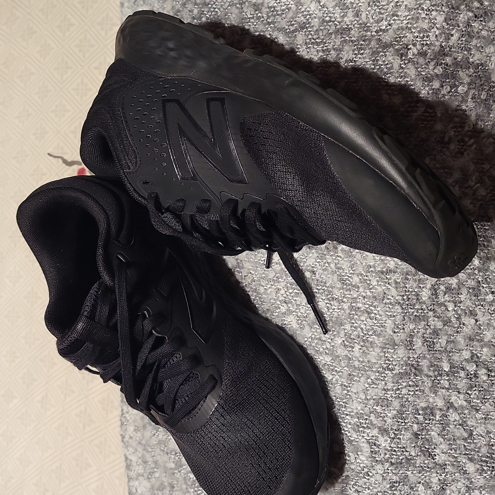 New Balance Women's Black Running Shoes